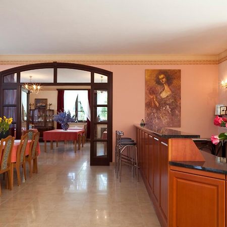 קז'ימייז' דולני Hotel Wenus מראה חיצוני תמונה